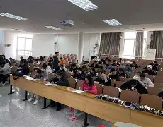 爱游戏中国体育-电影波士顿扼杀者